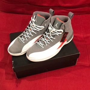 *MAKE OFFERS* Cool Grey Jordan 12 Retro